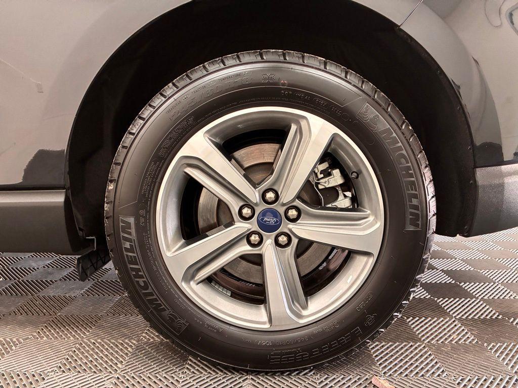 used 2022 Ford Edge car, priced at $25,195