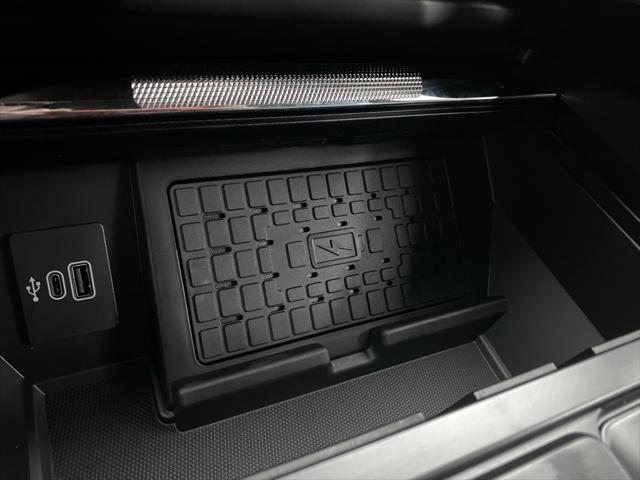new 2025 Ford F-150 car, priced at $69,992