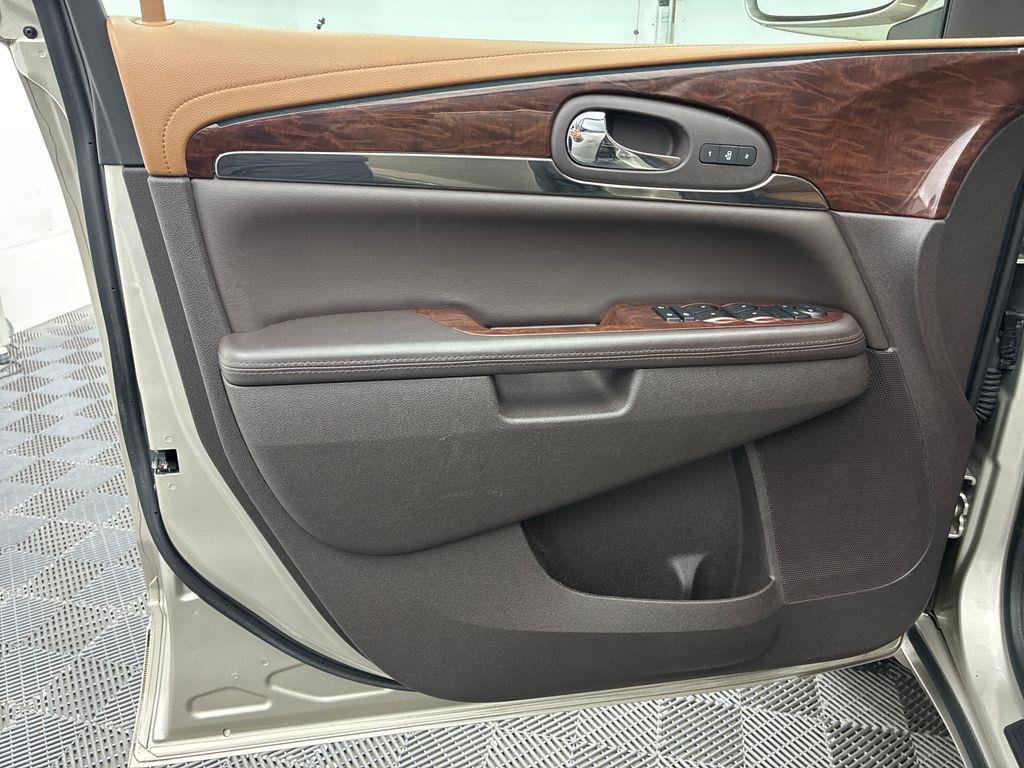 used 2015 Buick Enclave car, priced at $13,960