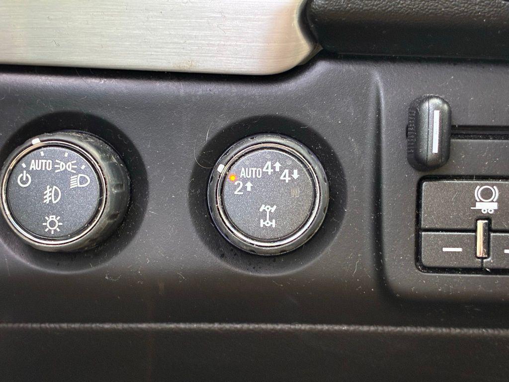 used 2019 GMC Yukon car, priced at $34,994