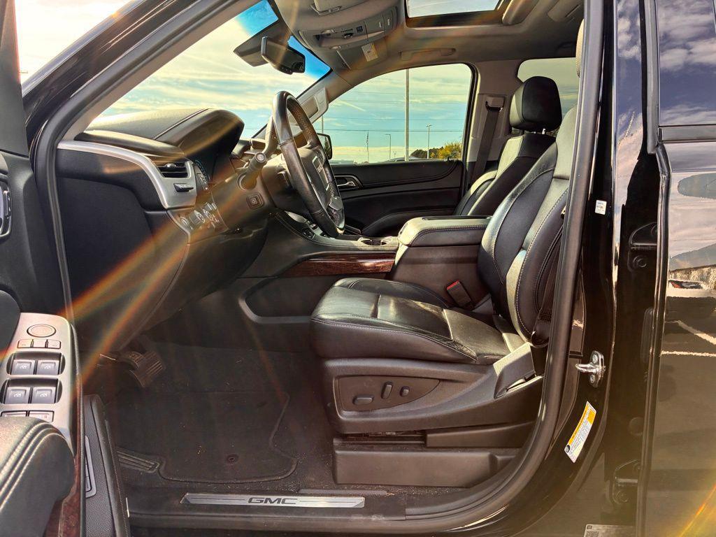 used 2019 GMC Yukon car, priced at $34,994