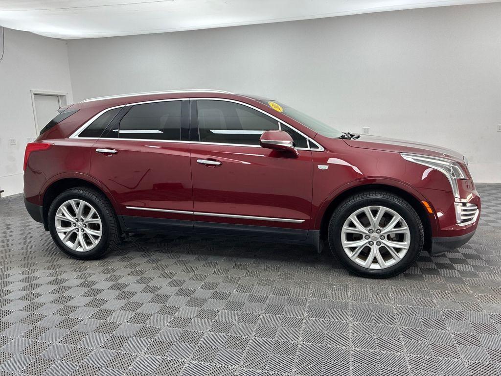 used 2017 Cadillac XT5 car, priced at $18,789