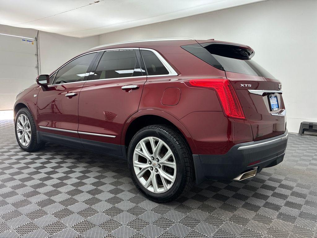 used 2017 Cadillac XT5 car, priced at $18,789