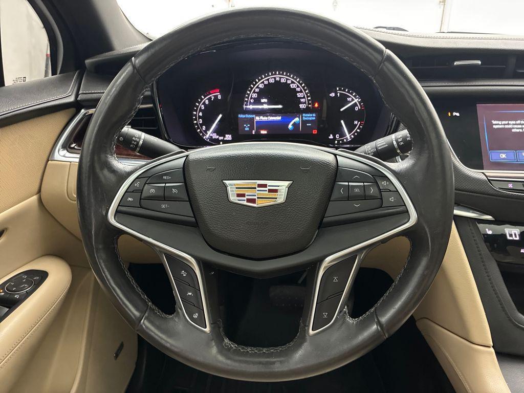 used 2017 Cadillac XT5 car, priced at $18,789