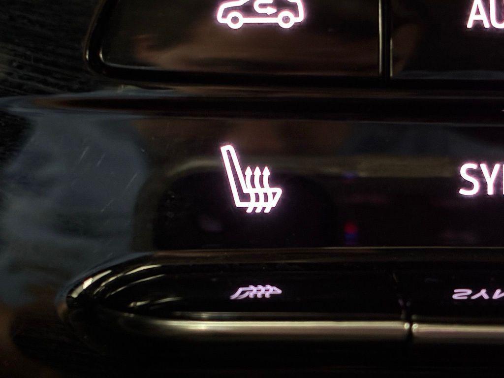 used 2022 Buick Envision car, priced at $22,488