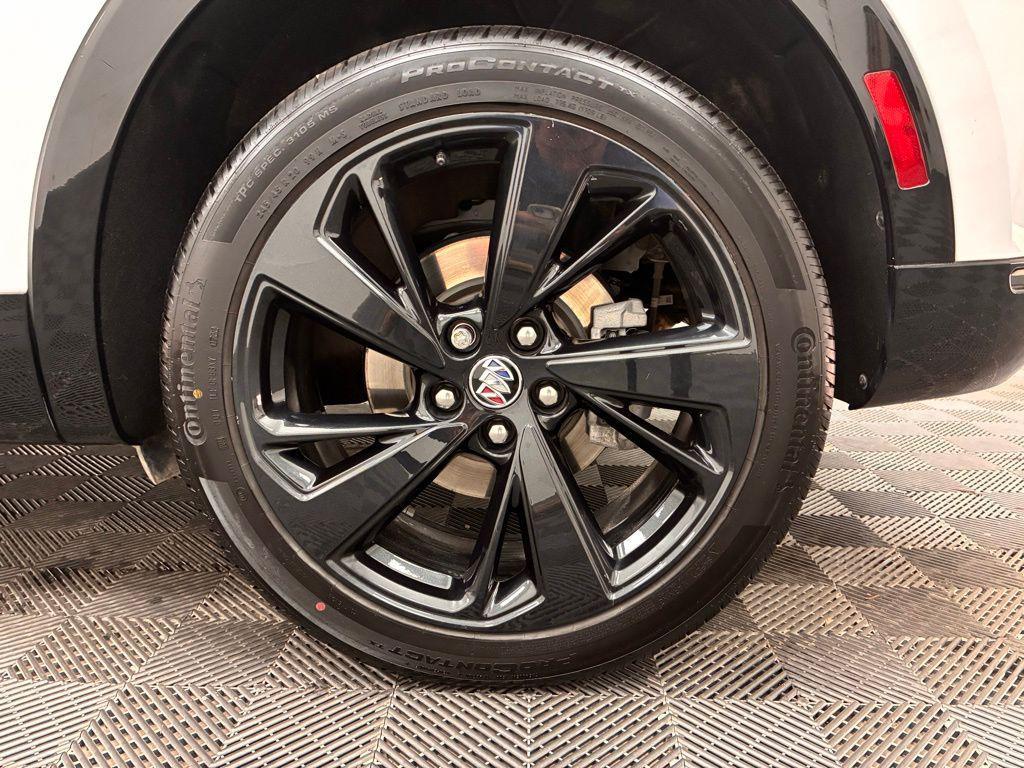 used 2022 Buick Envision car, priced at $22,488