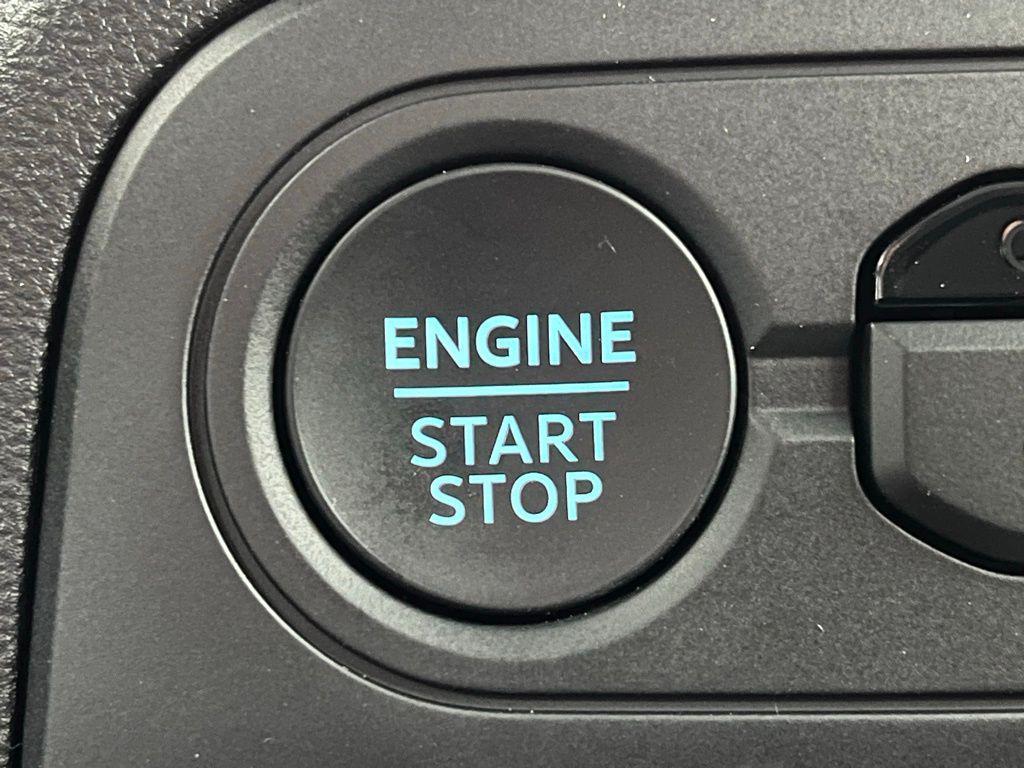 new 2025 Ford Bronco Sport car, priced at $31,800