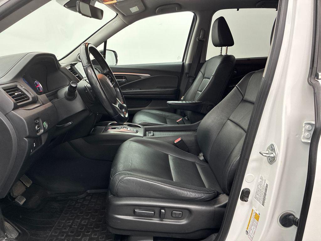 used 2021 Honda Pilot car, priced at $24,374