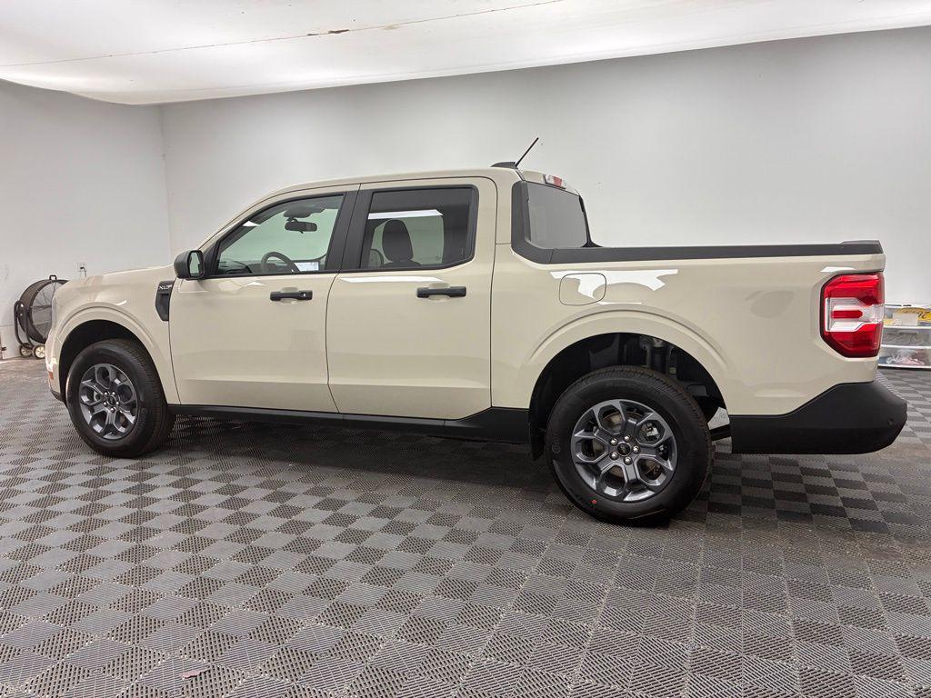 new 2025 Ford Maverick car, priced at $32,976