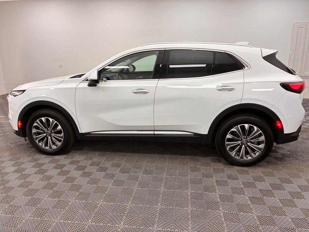 used 2024 Buick Envision car, priced at $28,100