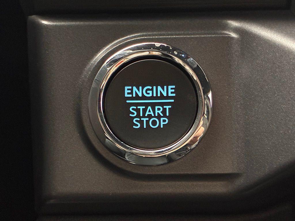 new 2025 Ford F-150 car, priced at $62,151