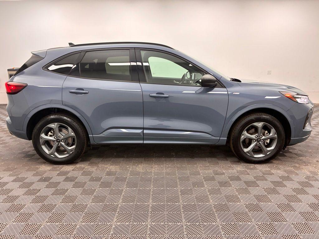 used 2023 Ford Escape car, priced at $21,569