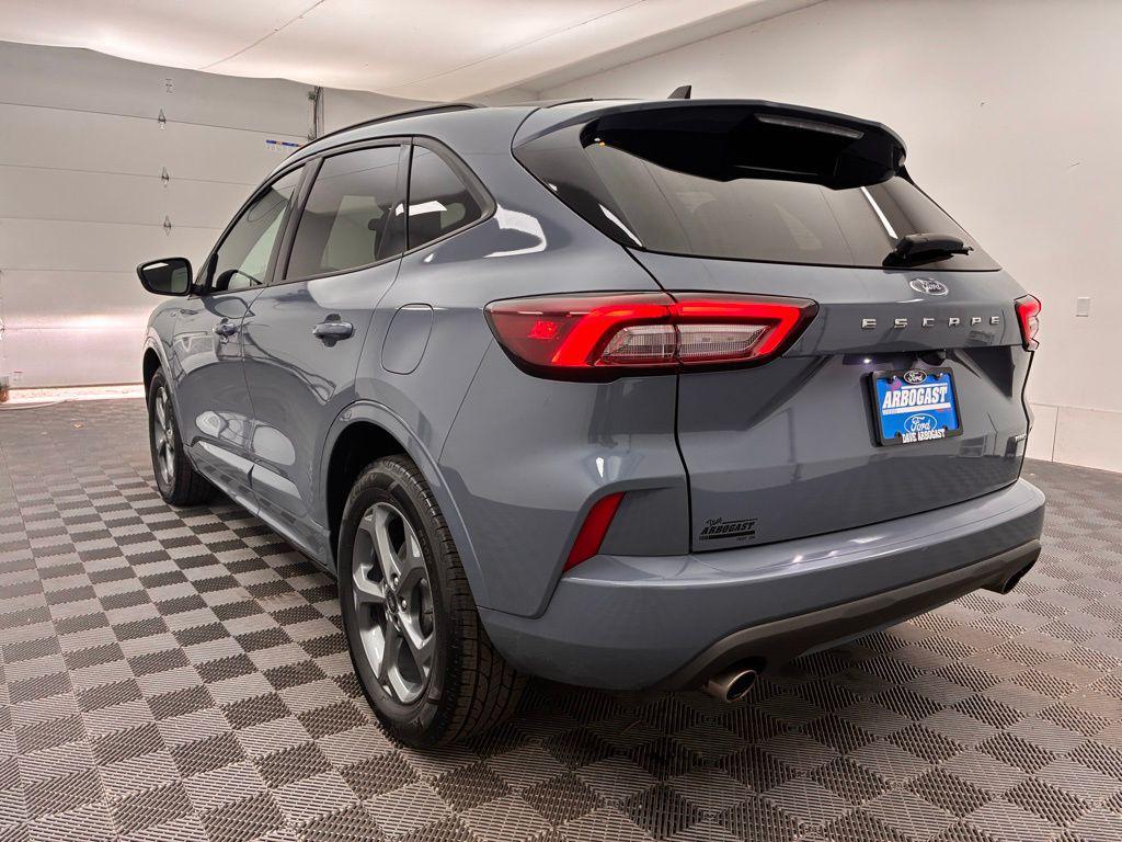 used 2023 Ford Escape car, priced at $21,569