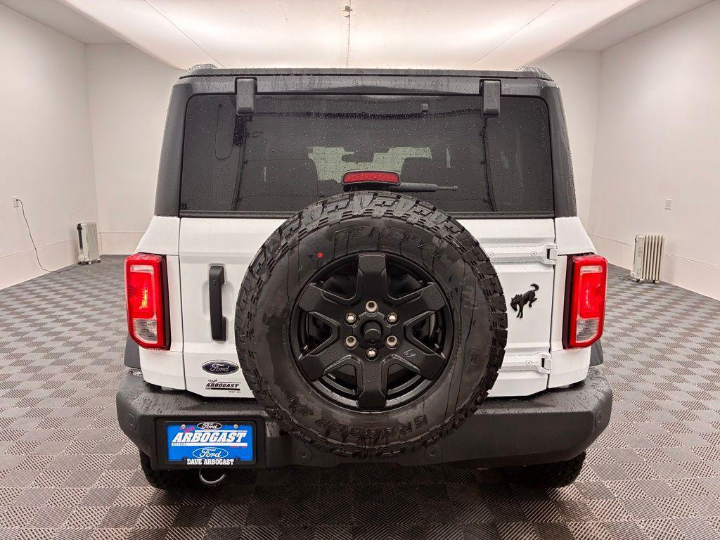 new 2025 Ford Bronco car, priced at $49,120