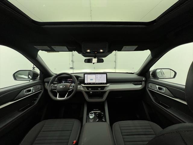 new 2025 Ford Explorer car, priced at $46,725