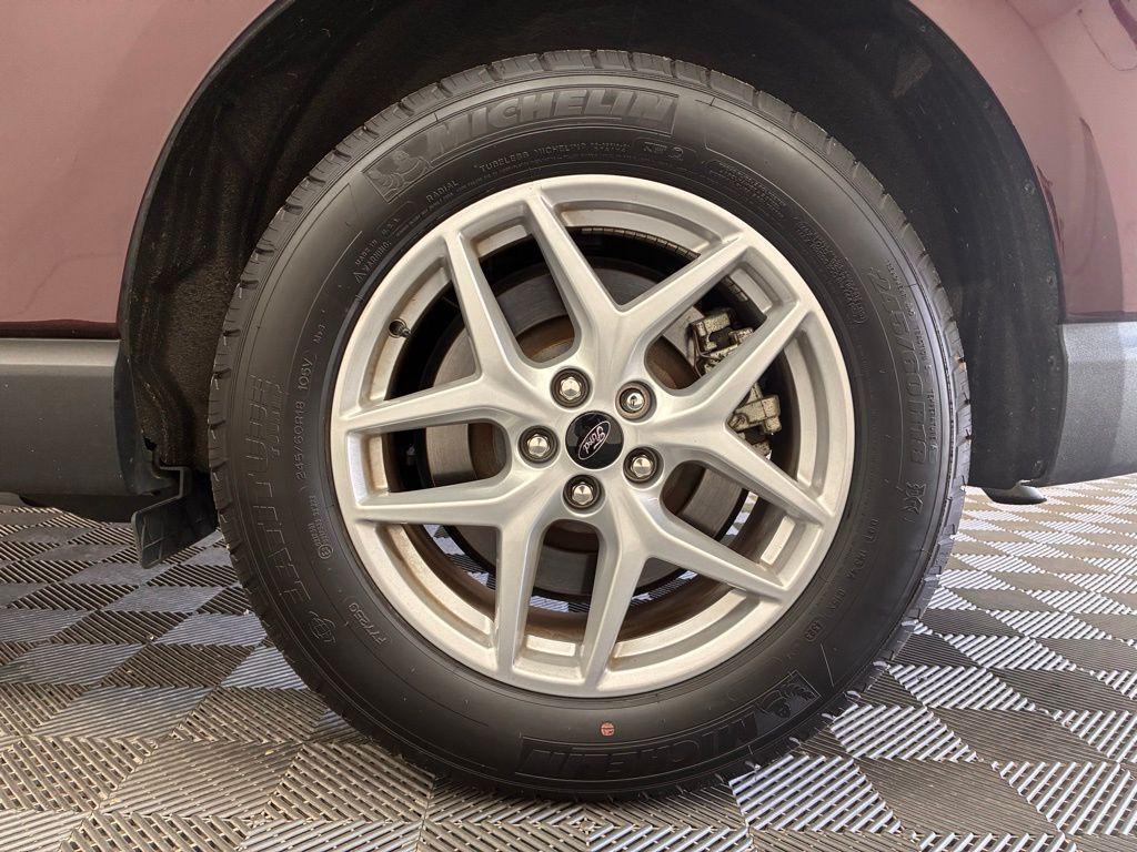 used 2024 Ford Edge car, priced at $28,528