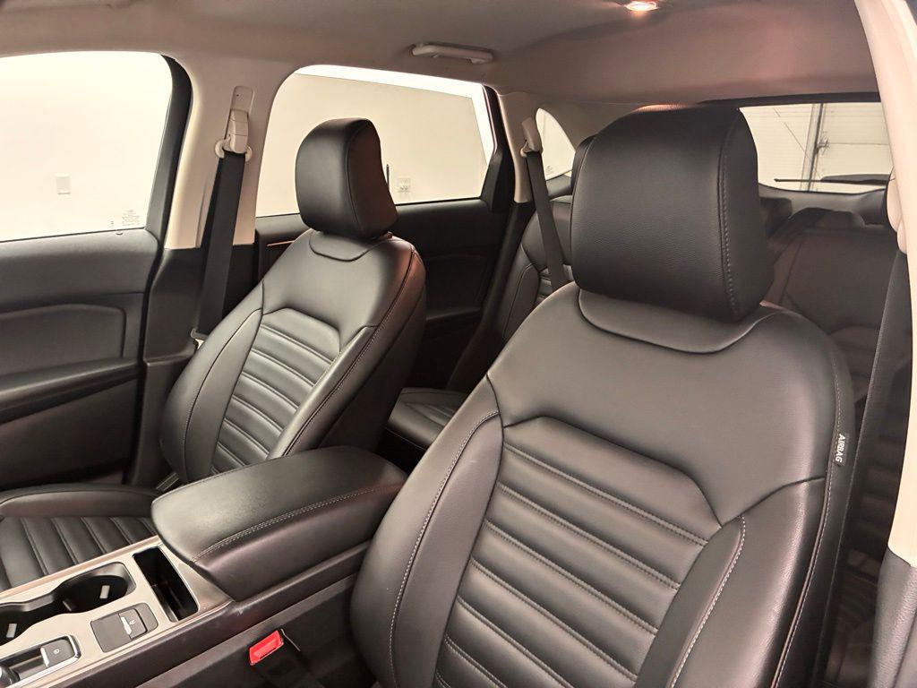 used 2024 Ford Edge car, priced at $28,528