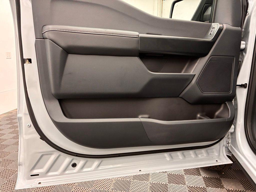 new 2025 Ford F-150 car, priced at $50,327