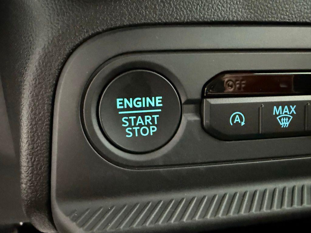 new 2025 Ford Bronco Sport car, priced at $35,653