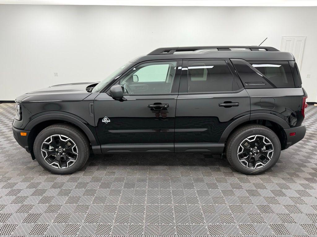 new 2025 Ford Bronco Sport car, priced at $35,653