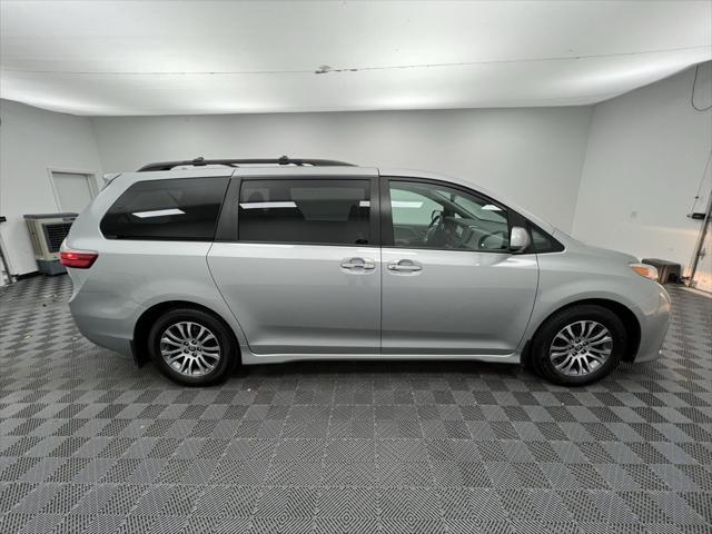 used 2020 Toyota Sienna car, priced at $31,273