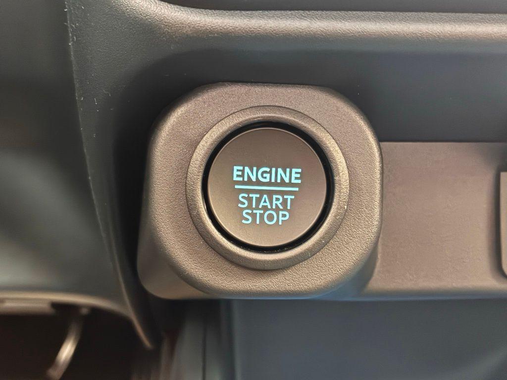 new 2025 Ford Maverick car, priced at $33,302