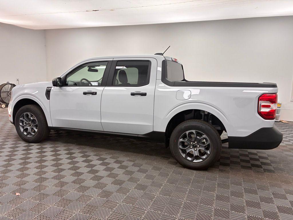 new 2025 Ford Maverick car, priced at $33,302