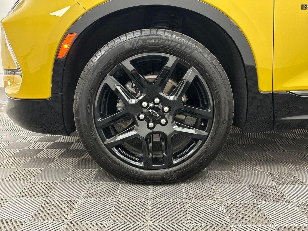 used 2024 Chevrolet Blazer car, priced at $34,715