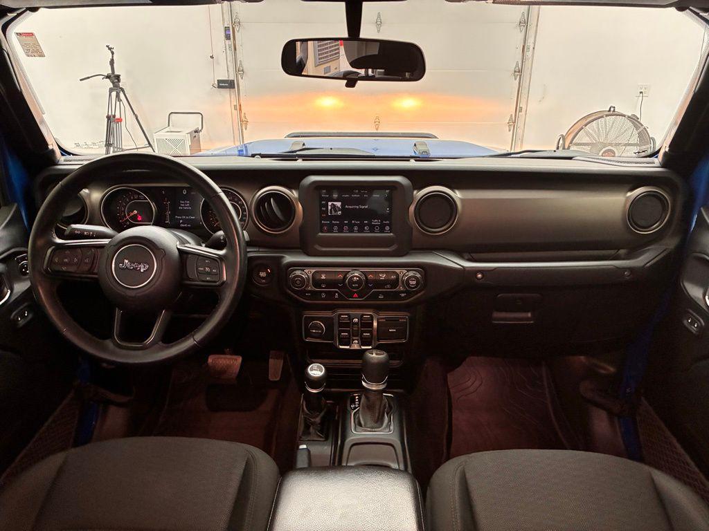 used 2021 Jeep Gladiator car, priced at $28,548