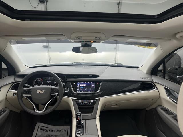 used 2021 Cadillac XT6 car, priced at $35,886