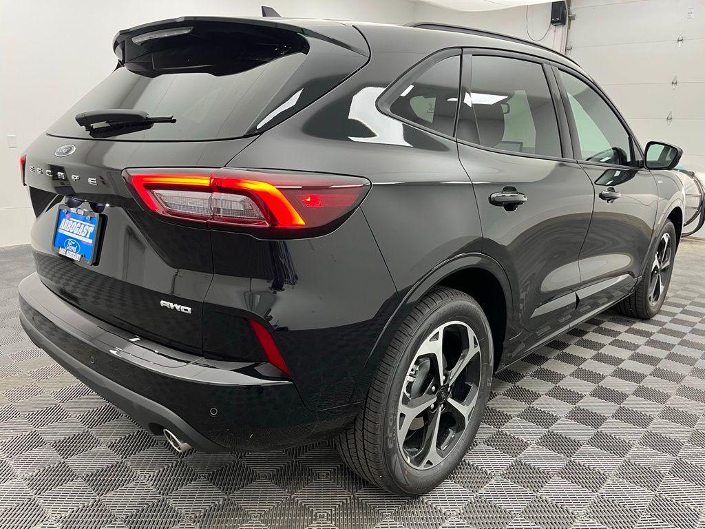 new 2025 Ford Escape car, priced at $34,999