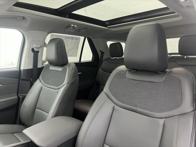 new 2025 Ford Explorer car, priced at $47,940