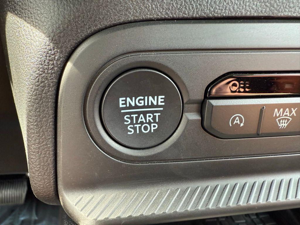 new 2025 Ford Bronco Sport car, priced at $33,074