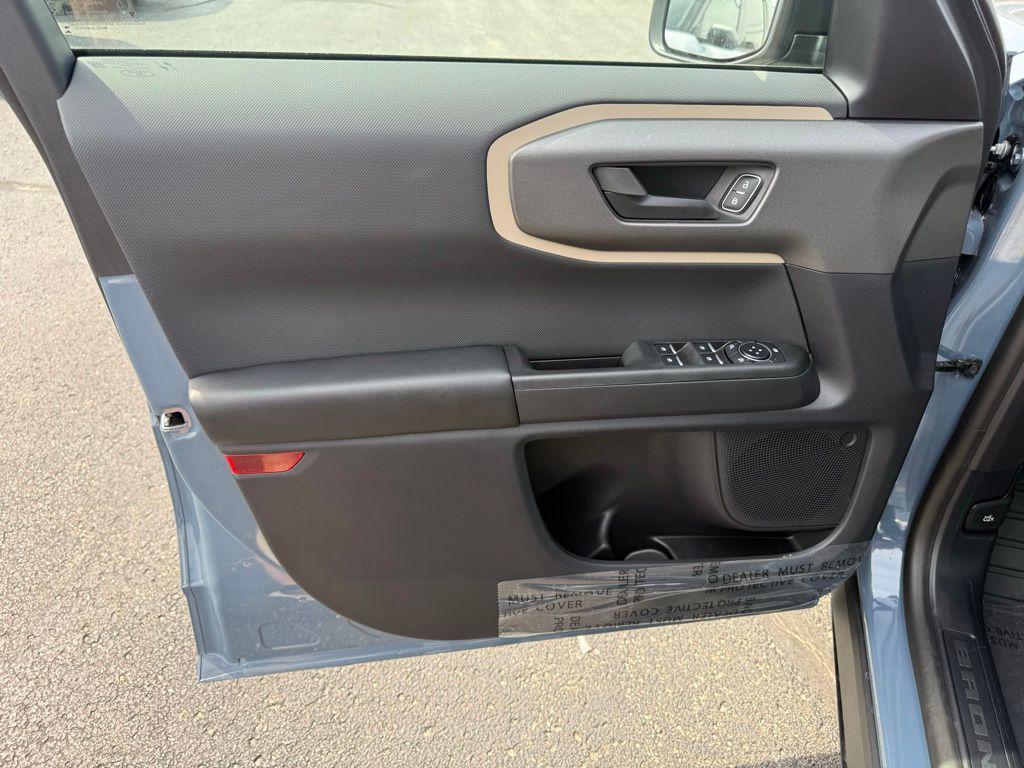 new 2025 Ford Bronco Sport car, priced at $33,074