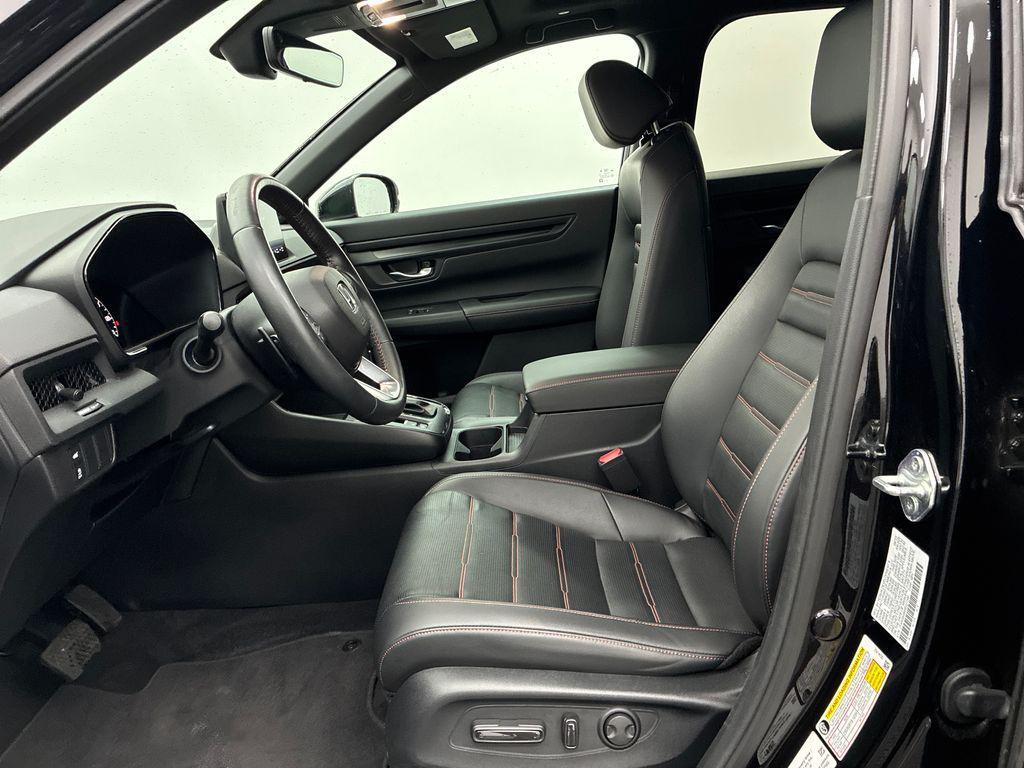 used 2024 Honda CR-V Hybrid car, priced at $33,500