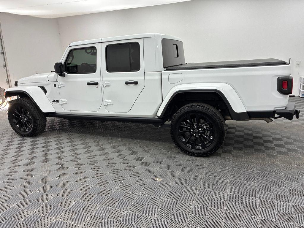 used 2024 Jeep Gladiator car, priced at $36,259