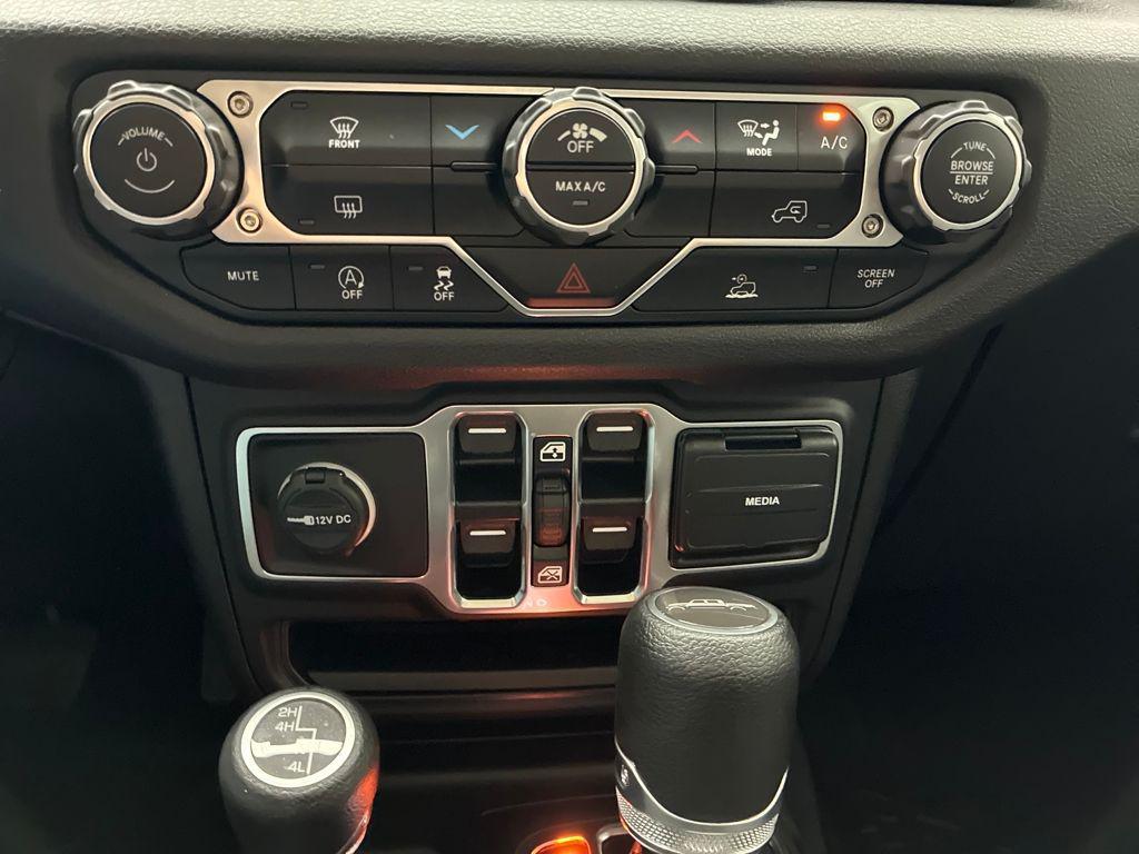 used 2024 Jeep Gladiator car, priced at $36,259