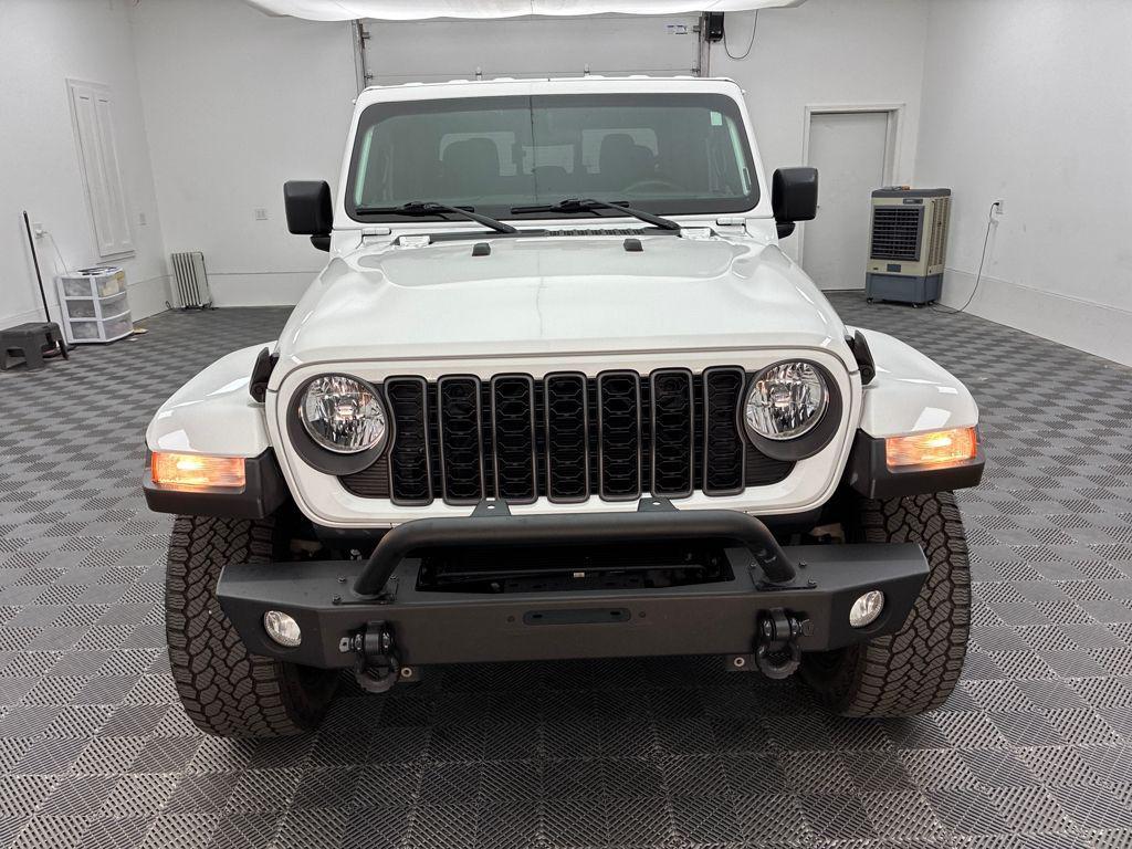 used 2024 Jeep Gladiator car, priced at $36,259
