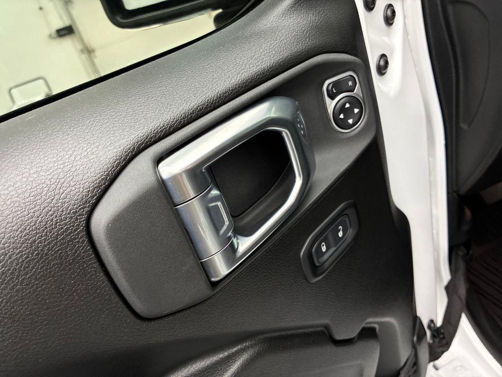 used 2024 Jeep Gladiator car, priced at $36,259