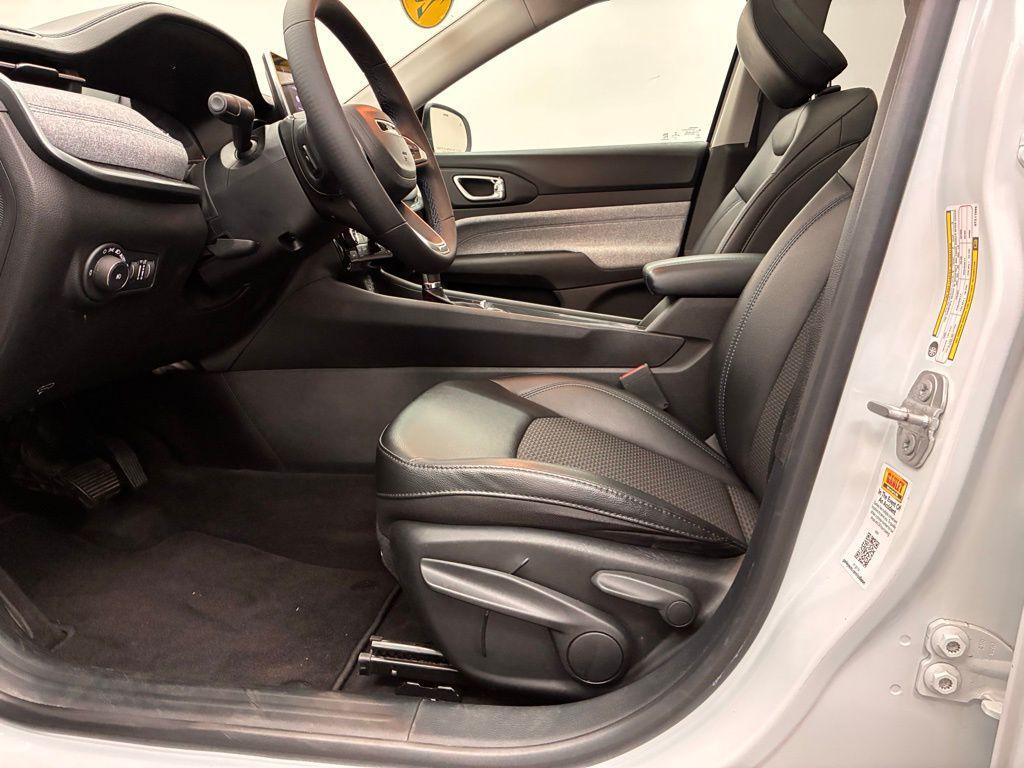 used 2022 Jeep Compass car, priced at $21,489