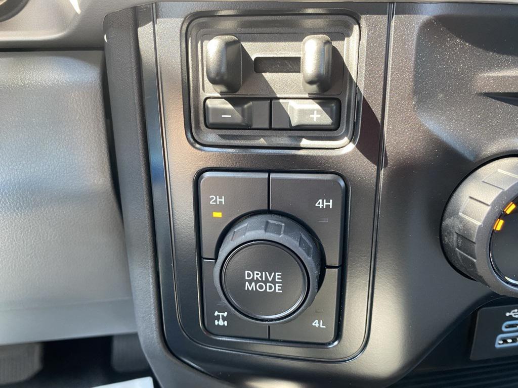 new 2025 Ford F-250 car, priced at $52,184