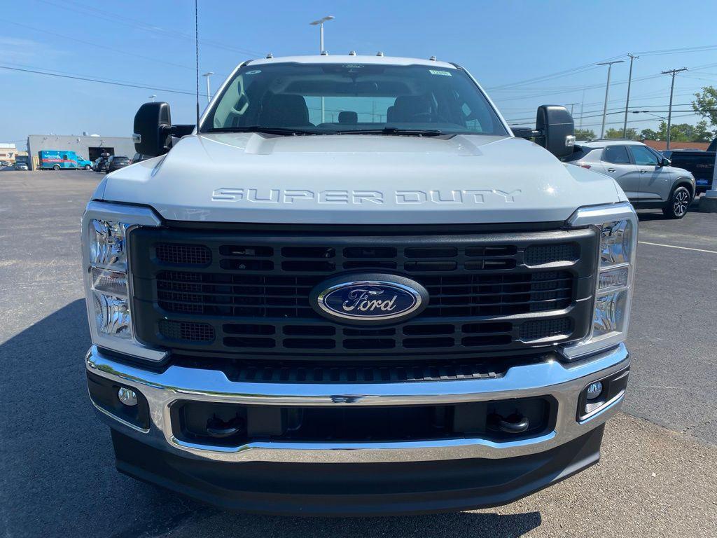 new 2025 Ford F-250 car, priced at $51,434