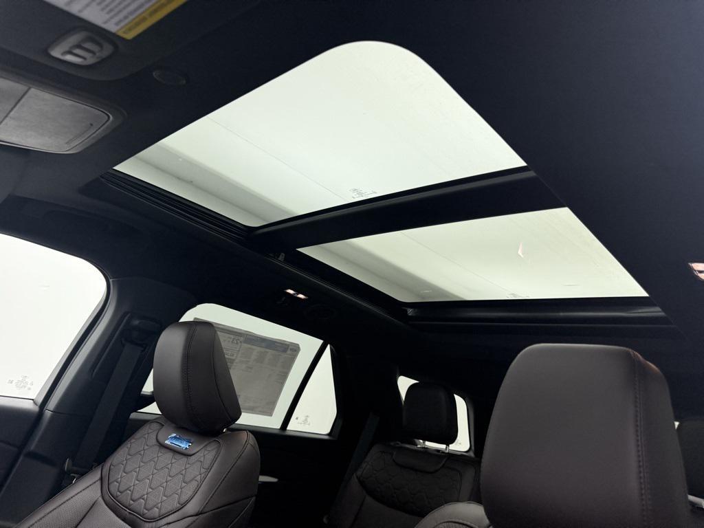 new 2025 Ford Explorer car, priced at $55,411