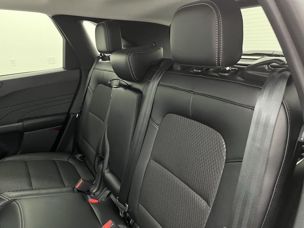 new 2025 Ford Escape PHEV car, priced at $33,099