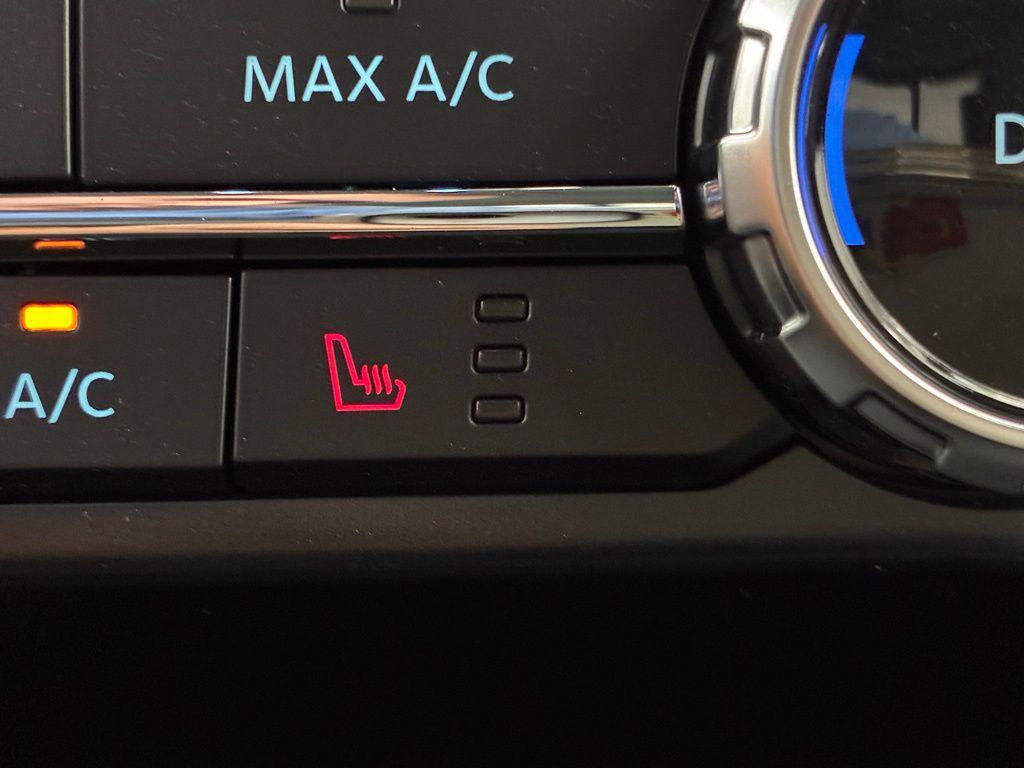 new 2025 Ford F-150 car, priced at $61,904