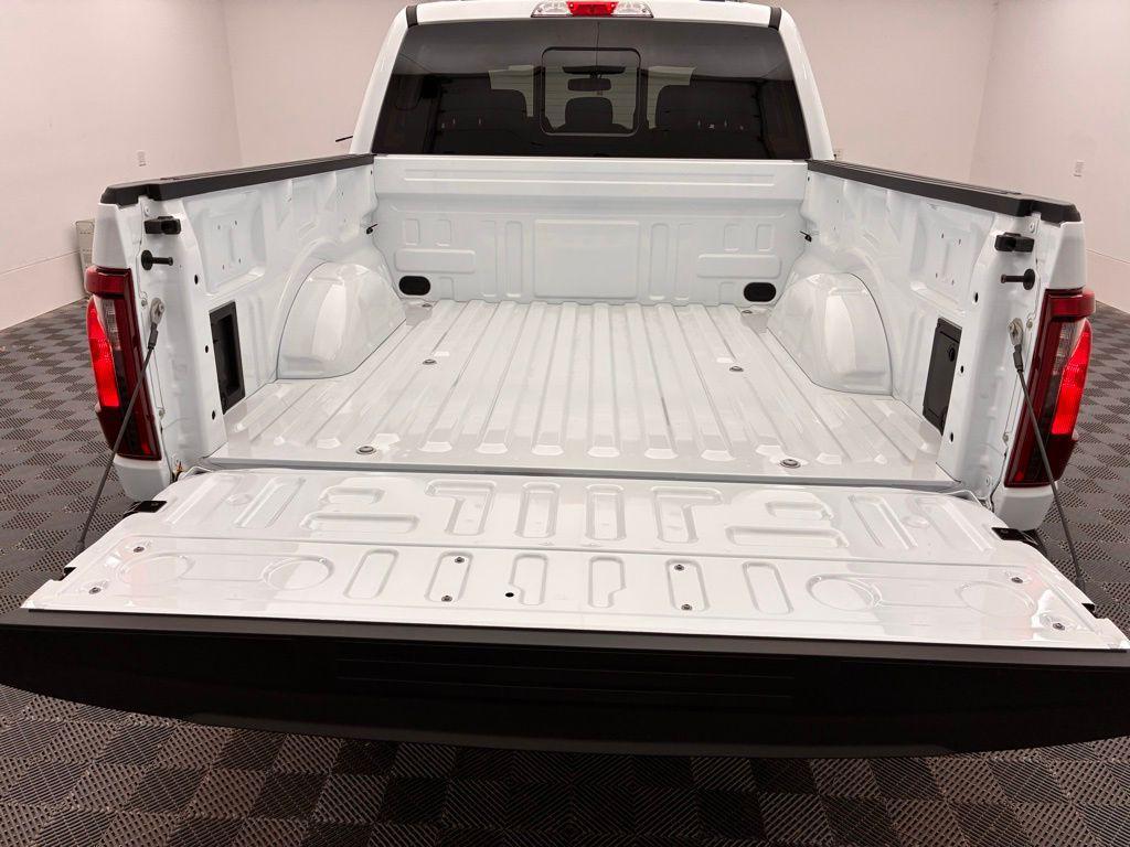 new 2025 Ford F-150 car, priced at $61,904