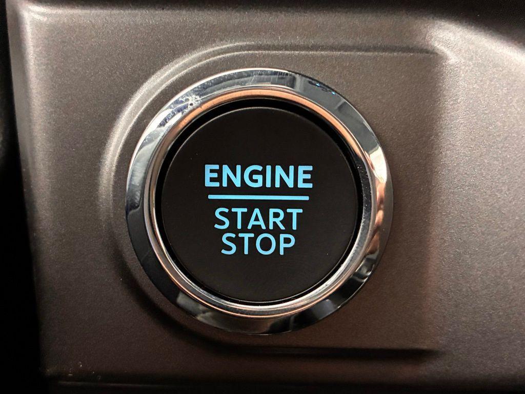 new 2025 Ford F-150 car, priced at $61,904