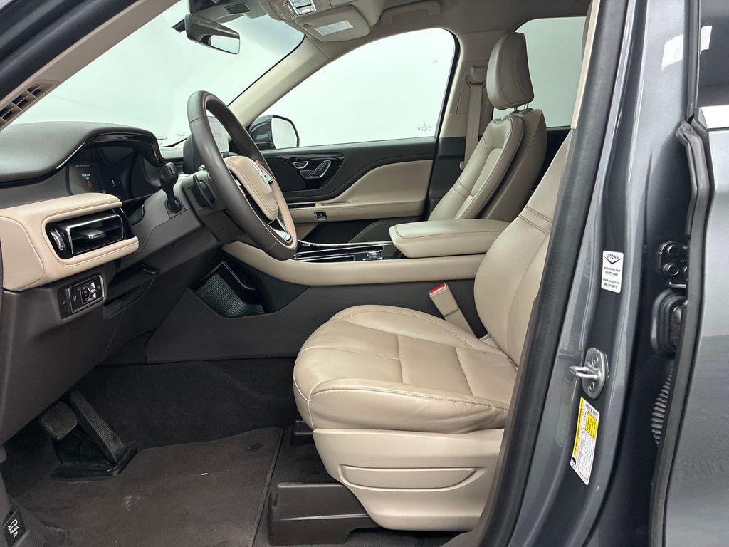 used 2023 Lincoln Aviator car, priced at $33,664