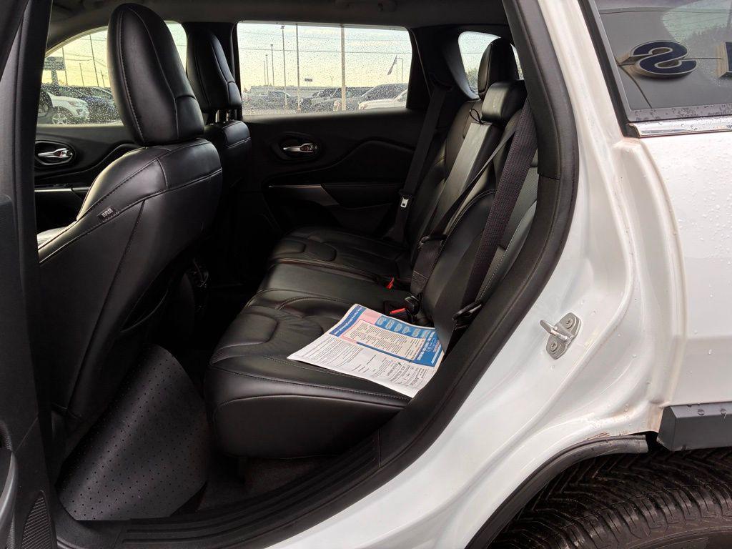 used 2020 Jeep Cherokee car, priced at $19,713