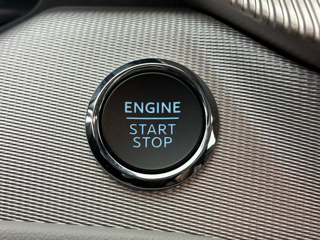 new 2025 Ford Explorer car, priced at $46,004